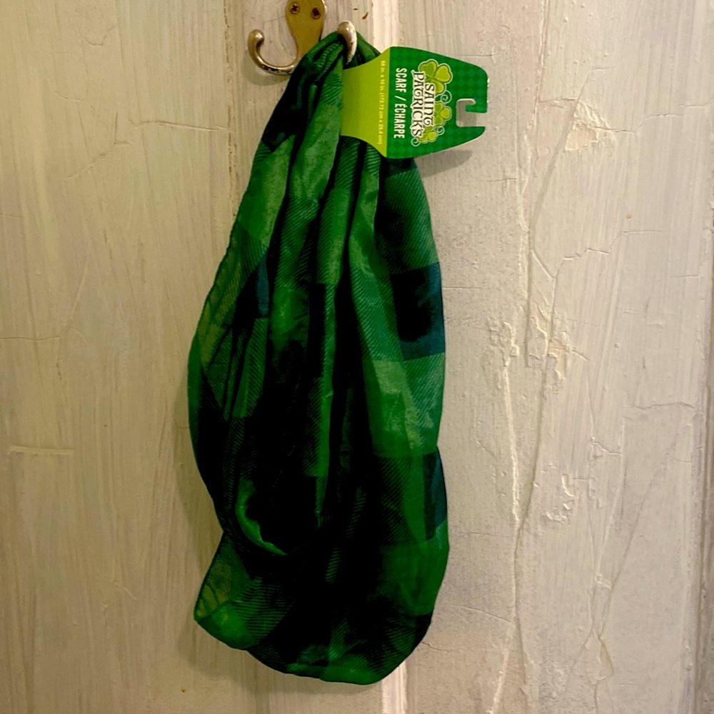 St. Patrick’s day scarf